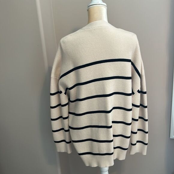 EUC Cardigan Sweater (size Large) - Picture 5 of 8